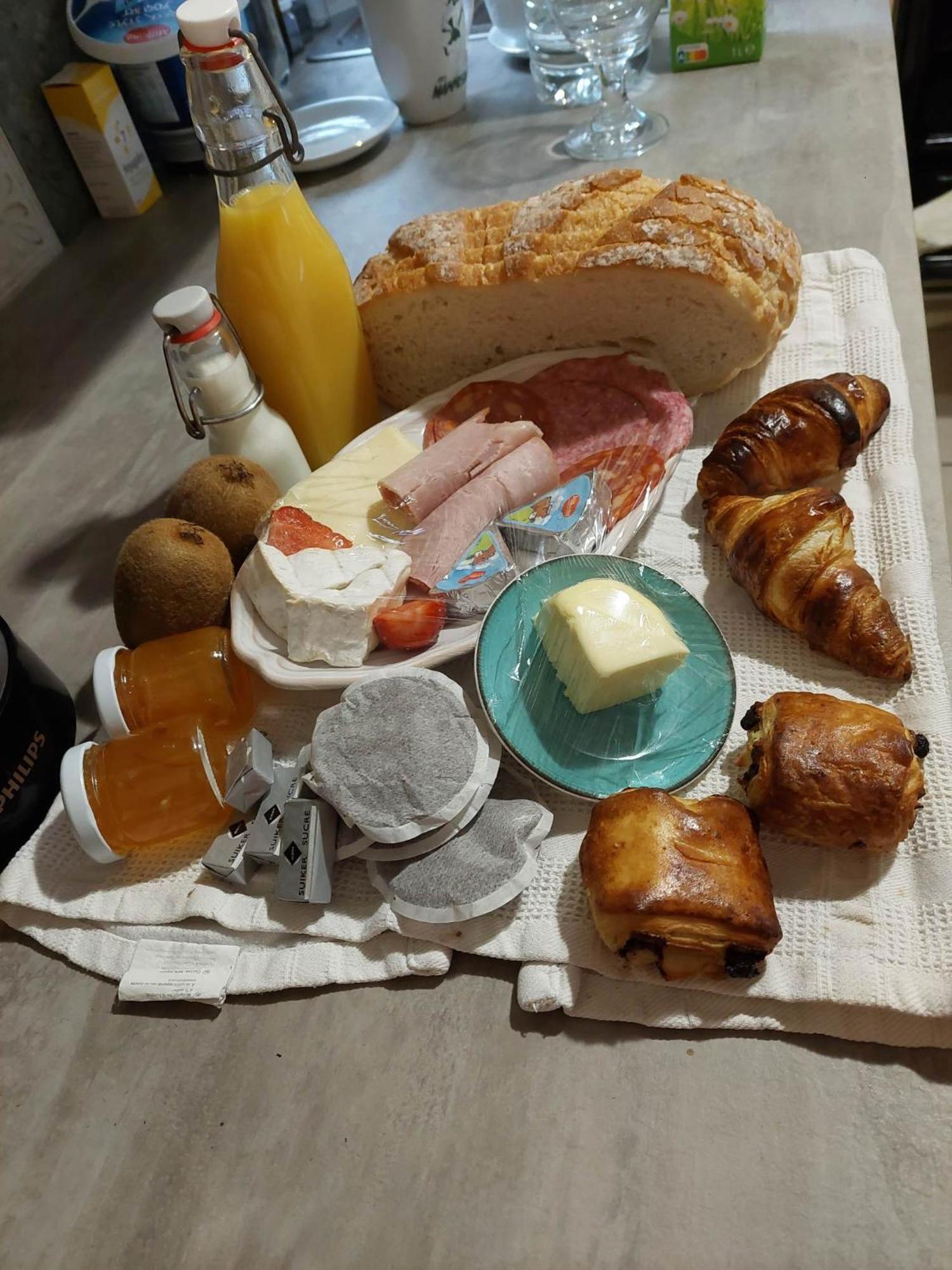 La P'Tite Maison シャルルロワ エクステリア 写真